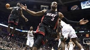 意甲三分制时代，斯帕莱蒂是第二位率队参加过三大德比的主帅